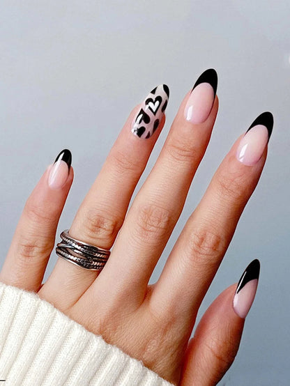 Kunstnägel Set French Herz schwarz